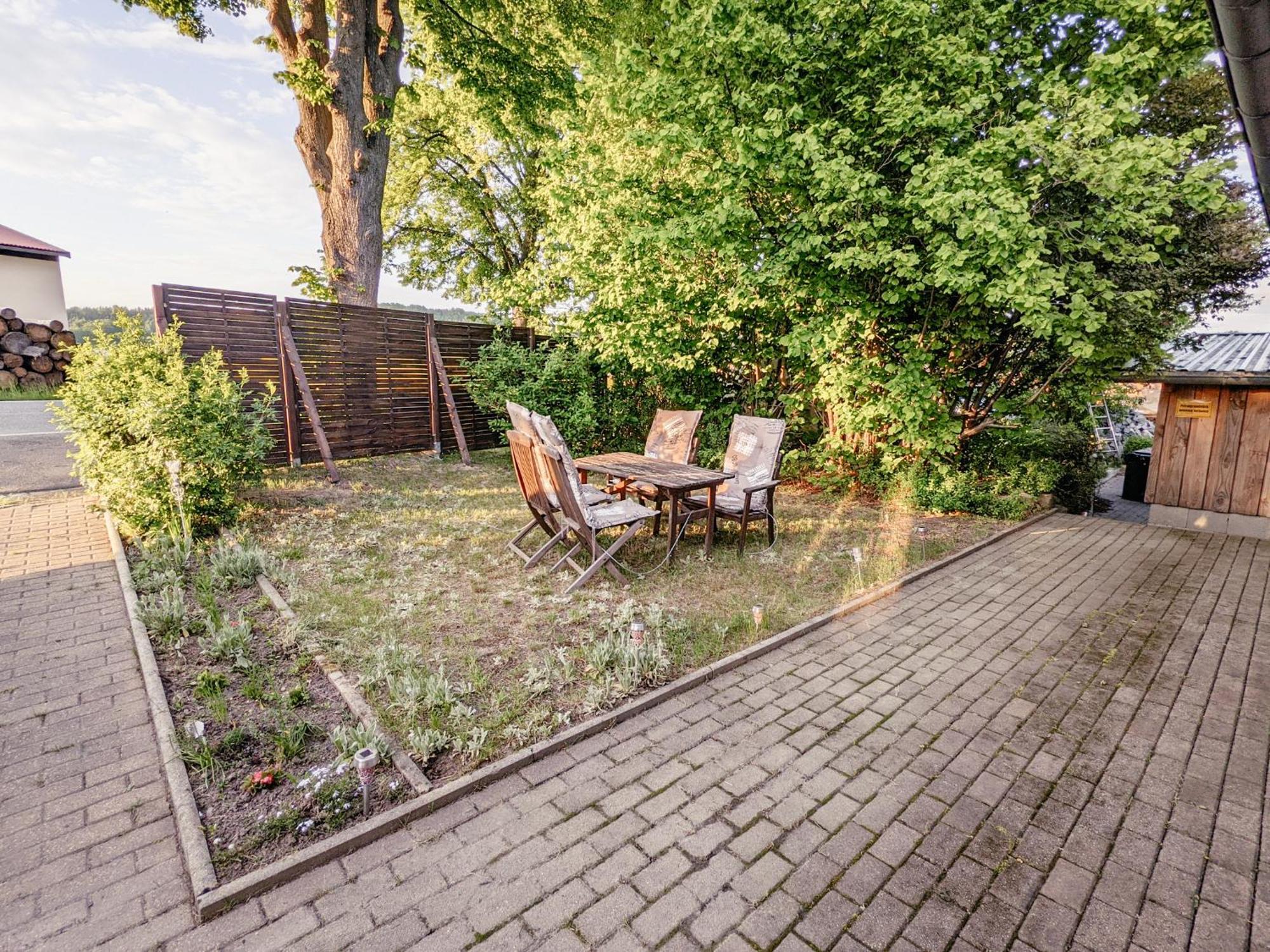 W5 - Urlaubsmagie - Wohnung Mit Grill, Terrasse & Pool Lichtenhain  Экстерьер фото